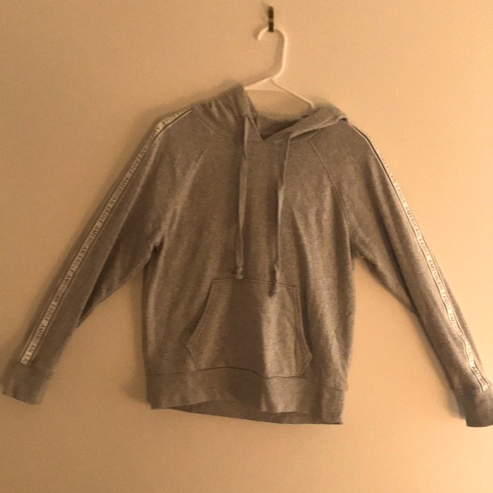 Grey XS women’s American Eagle hoodie.